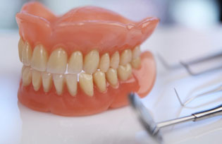 Best Dentist & Dental Clinic in Bandra & Chembur