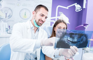Best Dentist & Dental Clinic in Bandra & Chembur